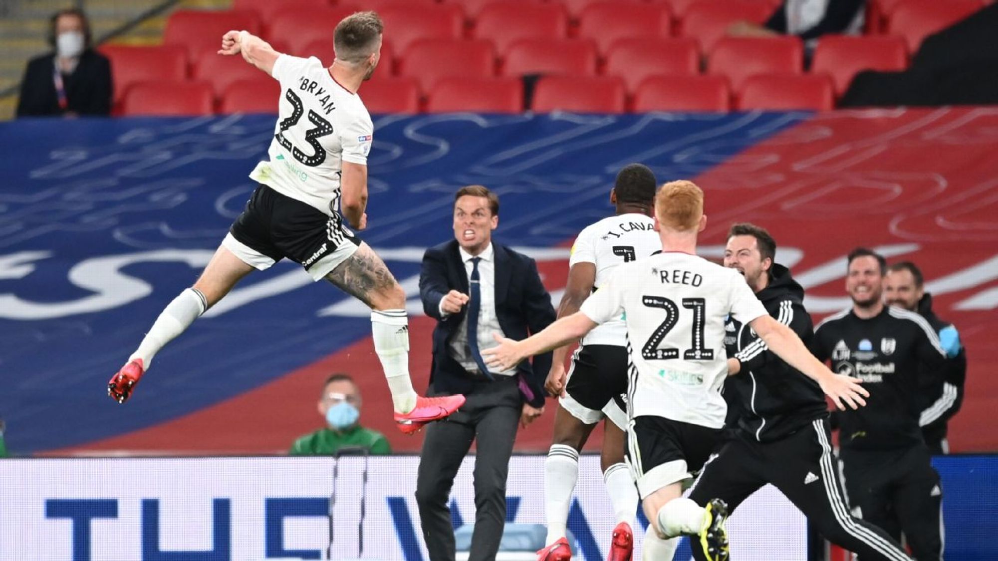 尤文图斯以 尤文图斯以